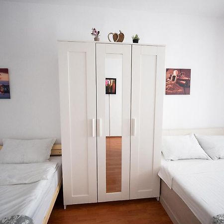 Aurel Vlaicu Apartment- Gara Brasov Ngoại thất bức ảnh